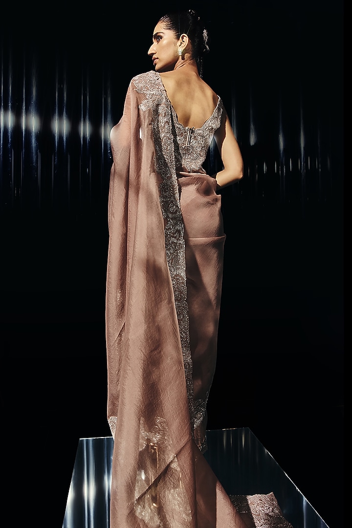 Vintage Rose Silk Organza Embroidered Bridal Saree Set by Rohit Gandhi & Rahul Khanna at Pernia's Pop Up Shop