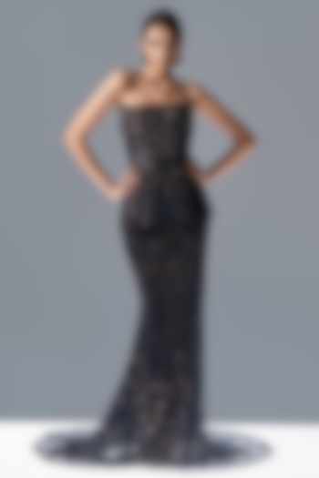Navy Tulle Crystal Embellished Bridal Lehenga Set by Rohit Gandhi & Rahul Khanna at Pernia's Pop Up Shop