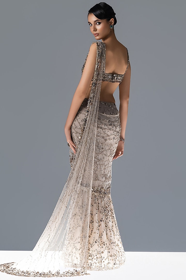 Dove Grey Tulle Crystal Motifs Embroidered Bridal Lehenga Saree Set by Rohit Gandhi & Rahul Khanna at Pernia's Pop Up Shop