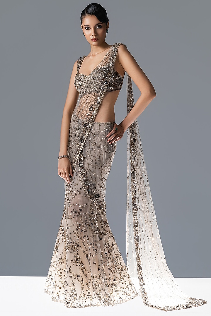 Dove Grey Tulle Crystal Motifs Embroidered Bridal Lehenga Saree Set by Rohit Gandhi & Rahul Khanna at Pernia's Pop Up Shop