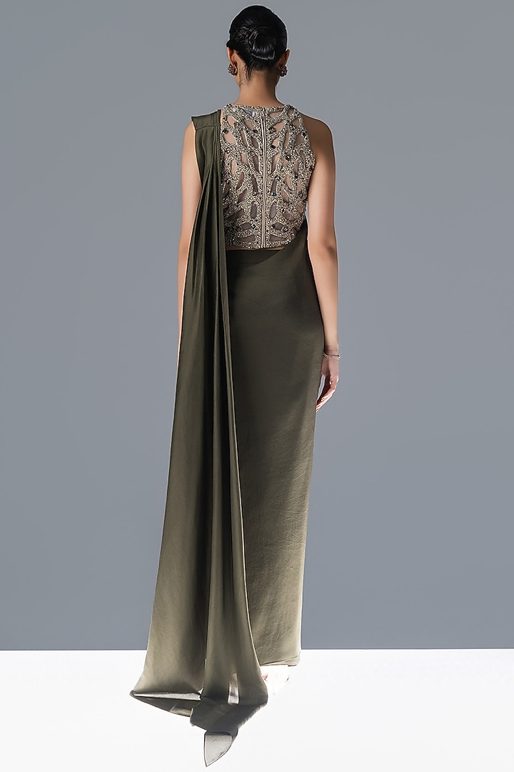 Sap Green Silk Draped Bridal Saree Set by Rohit Gandhi & Rahul Khanna at Pernia's Pop Up Shop