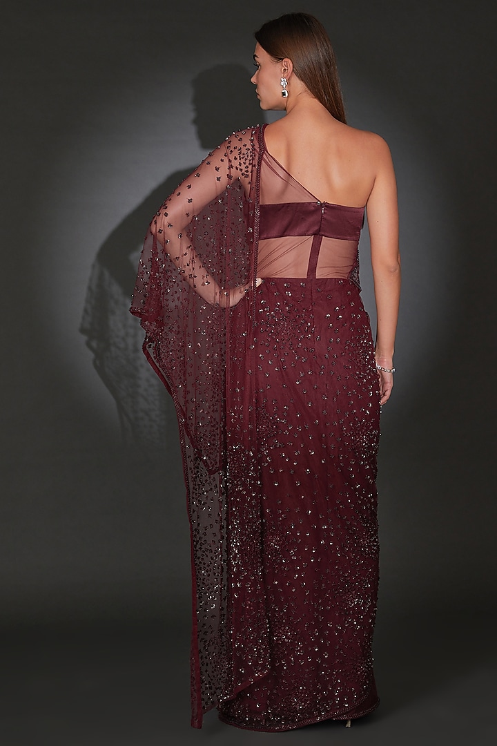 Maroon Tulle Embellished Draped Bridal Saree Set by Rohit Gandhi & Rahul Khanna at Pernia's Pop Up Shop