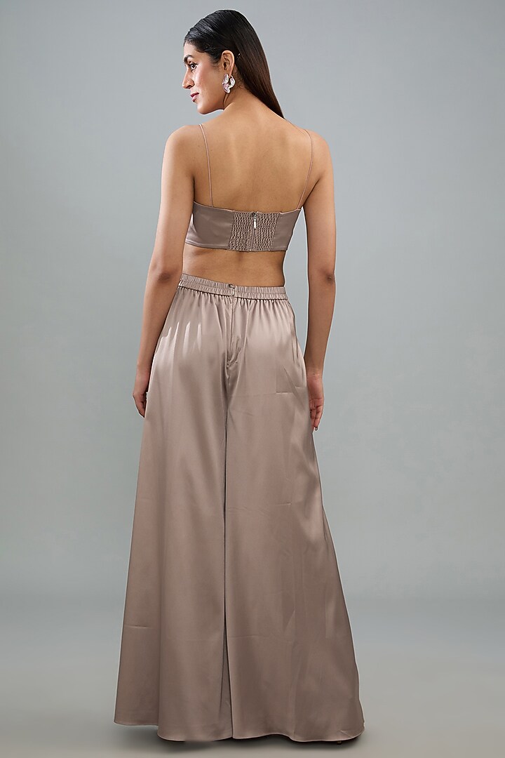 Gold Tulle Hand & Machine Embroidered Cape Set by Rohit Gandhi & Rahul Khanna at Pernia's Pop Up Shop