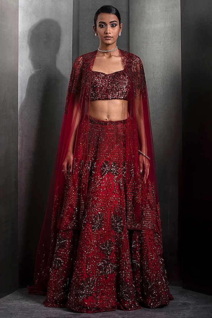 Red Tulle Floral Embellished Bridal Lehenga Set by Rohit Gandhi & Rahul Khanna at Pernia's Pop Up Shop