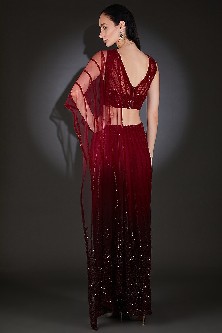 Ruby Tulle Embroidered
Handcrafted Bridal Saree Set by Rohit Gandhi & Rahul Khanna at Pernia's Pop Up Shop
