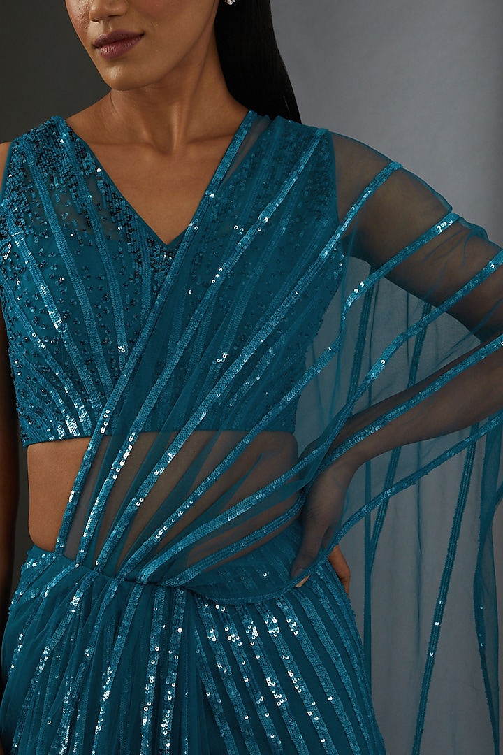 Turquoise Blue Ombre Tulle Embroidered Striped Bridal Saree Set by Rohit Gandhi & Rahul Khanna at Pernia's Pop Up Shop