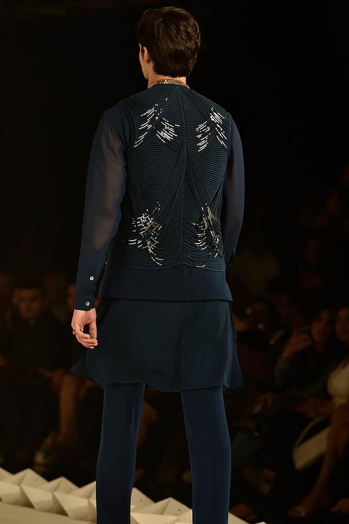 Victorian Teal Georgette Kurta Set by Rohit Gandhi & Rahul Khanna Men at Pernia's Pop Up Shop