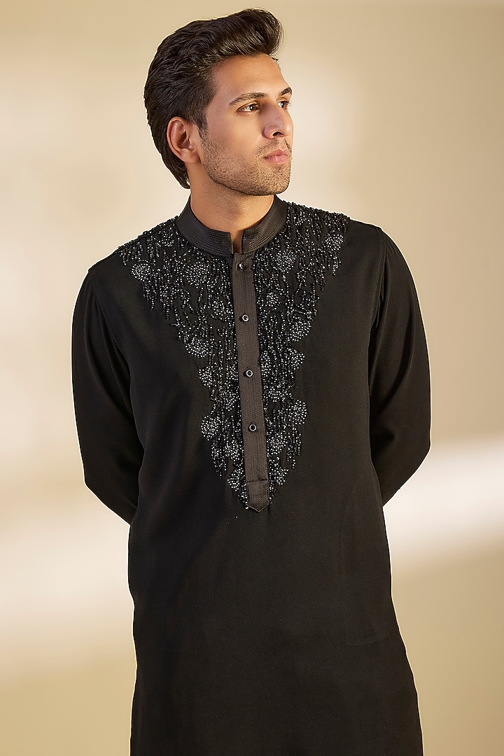 Black Cotton Embroidered Kurta Set by Rohit Gandhi & Rahul Khanna Men at Pernia's Pop Up Shop