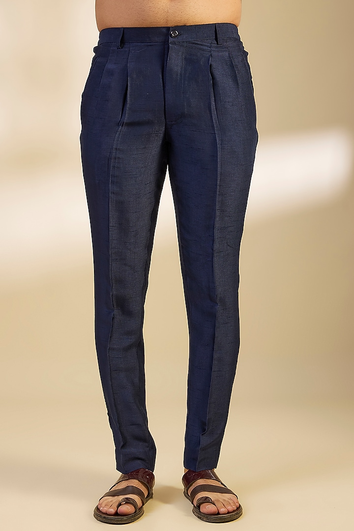 Navy Cotton Embroidered Kurta Set by Rohit Gandhi & Rahul Khanna Men at Pernia's Pop Up Shop