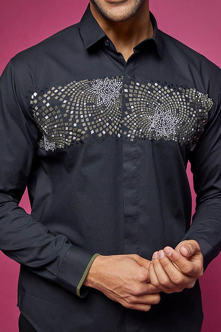 Black Embroidered Wedding Shirt by Rohit Gandhi & Rahul Khanna Men at Pernia's Pop Up Shop