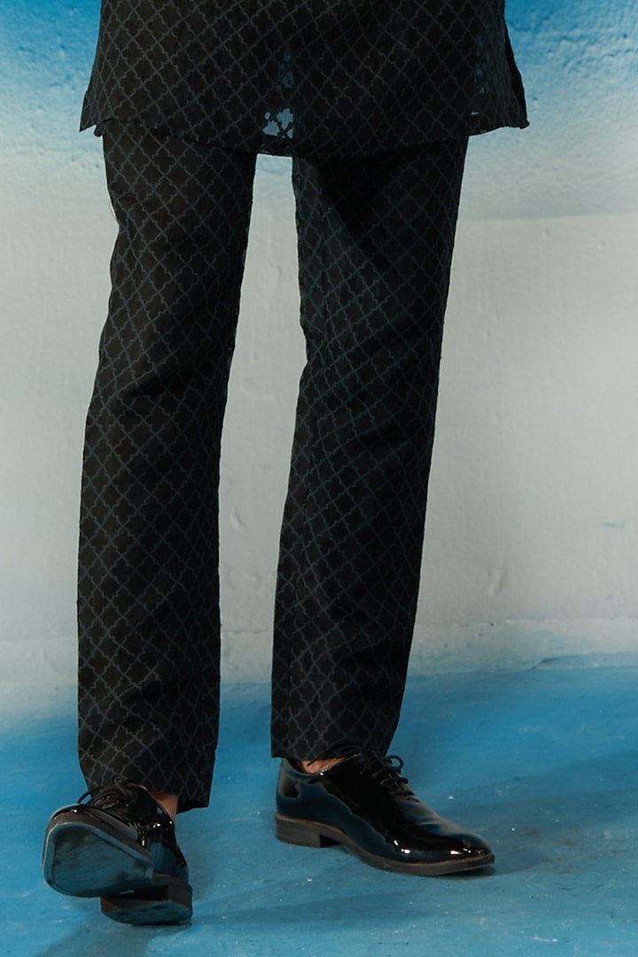 Black Organza Hand Embroidered Blazer Set by Rahul Mishra Men at Pernia's Pop Up Shop