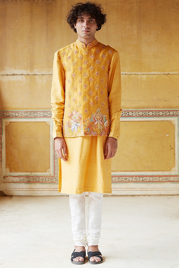 Yellow Kurta Set With Hand Embroidered Bundi Jacket by Rahul Mishra Men
