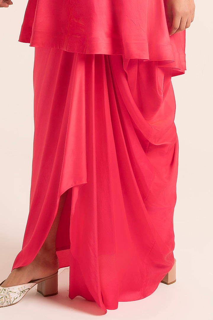 Pink Dola Silk & Satin Printed Kaftan Set by Ruhr India at Pernia's Pop Up Shop