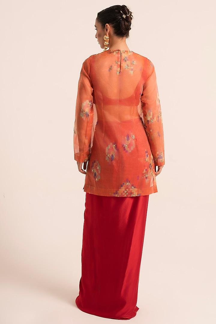 Red Organza & Tissue Moti Embroidered Kurta Set by Ruhr India at Pernia's Pop Up Shop