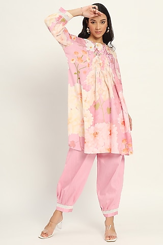 Pink Cotton Floral Printed Kurta Set by Ruhr India