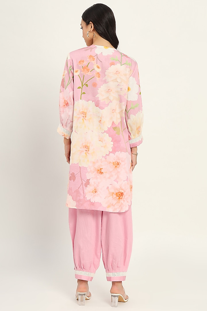 Pink Cotton Floral Printed Kurta Set by Ruhr India at Pernia's Pop Up Shop
