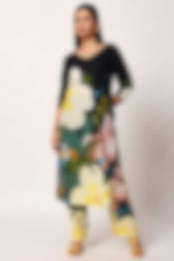 Multi-Colored Cotton Floral Printed Kurta Set by RUHR INDIA at Pernia's Pop Up Shop