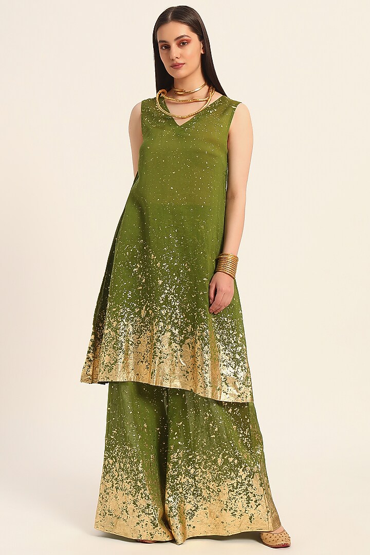 Green Silk Chanderi Foil Printed A-Line Kurta Set by RUHR INDIA at Pernia's Pop Up Shop
