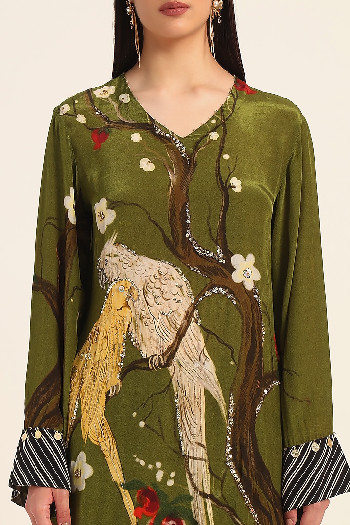 Green Crepe Digital Printed & Hand Embroidered Kurta Set by RUHR INDIA at Pernia's Pop Up Shop