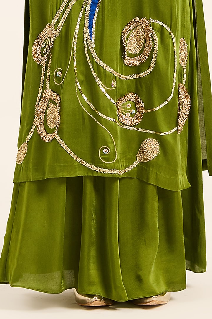 Green Satin Hand Embroidered Kurta Set by RUHR INDIA at Pernia's Pop Up Shop