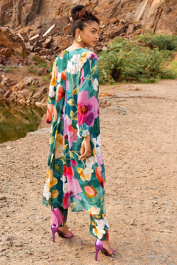 Turquoise Crepe Floral Printed Kurta Set by RUHR INDIA at Pernia's Pop Up Shop
