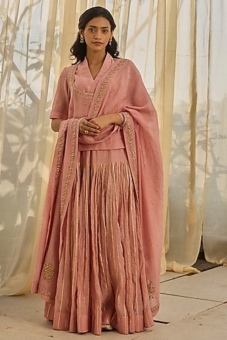 Soft Pink Mul Chanderi Silk Kurta Set by Rhua