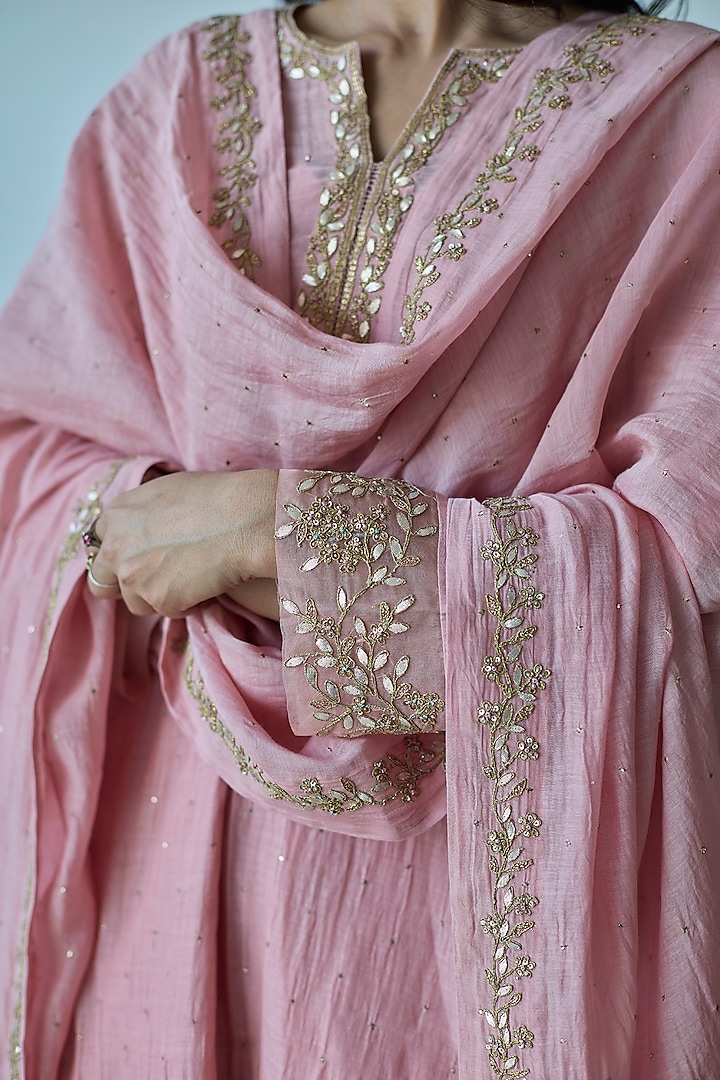 Soft Pink Mukaish Mul Chanderi Kalidar Kurta Set by Rhua at Pernia's Pop Up Shop