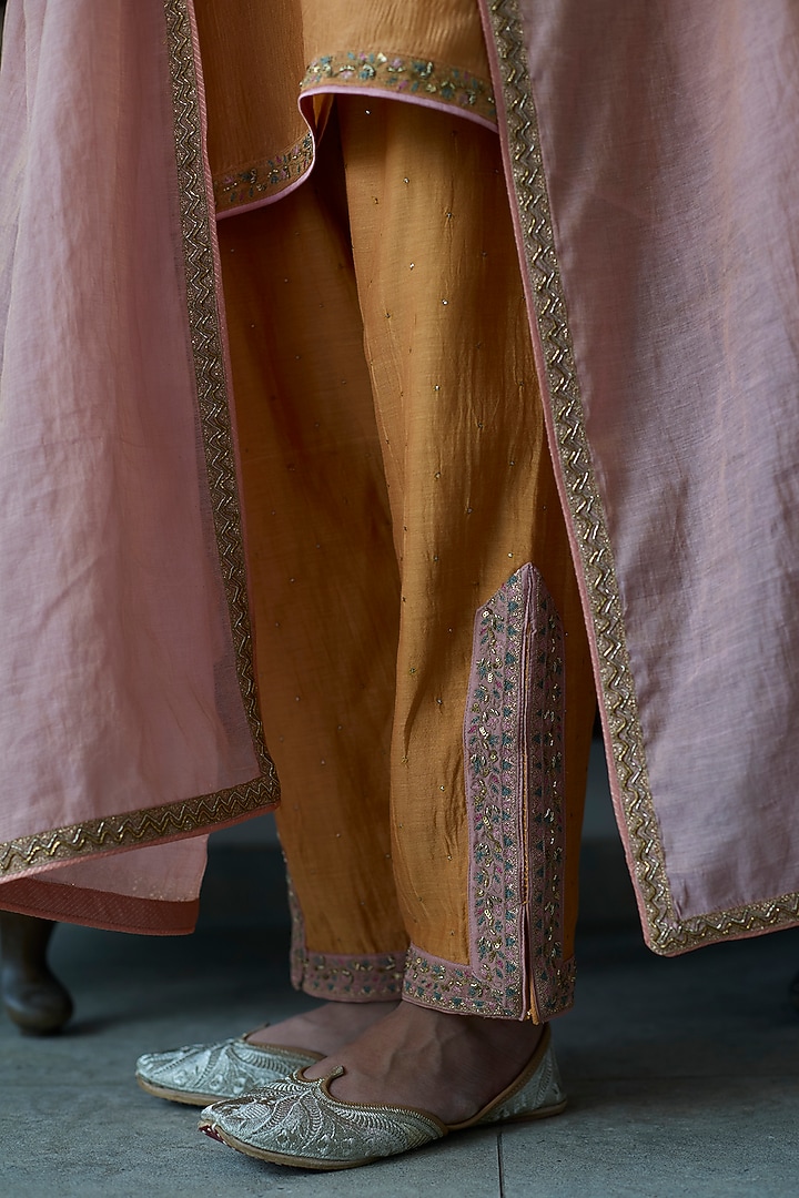 Mustard-Orange Crushed Chanderi Tissue Kurta Set by Rhua at Pernia's Pop Up Shop