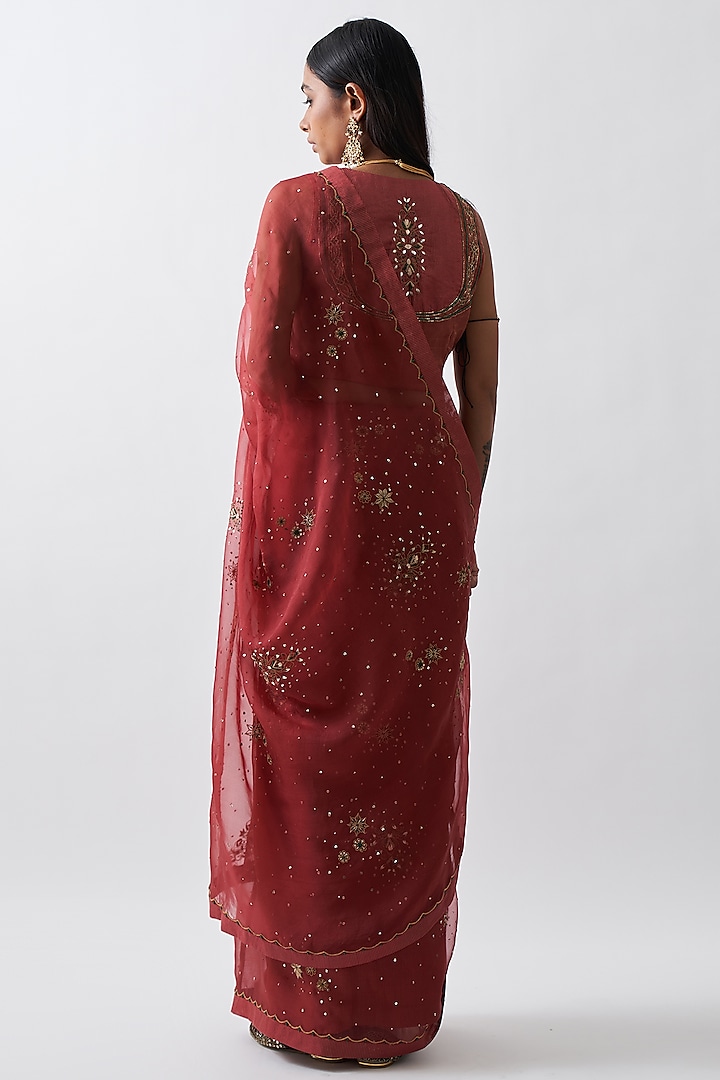 Deep Red Chanderi Wedding Saree Set by Rhua at Pernia's Pop Up Shop