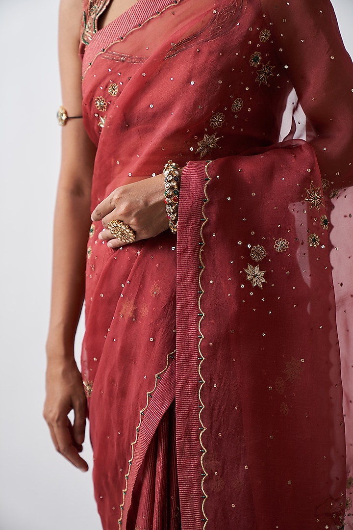 Deep Red Chanderi Wedding Saree Set by Rhua at Pernia's Pop Up Shop