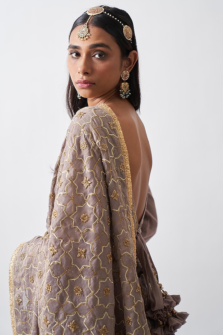Mauve Tissue Chanderi Zardosi Embroiderd Wedding Saree Set by Rhua at Pernia's Pop Up Shop
