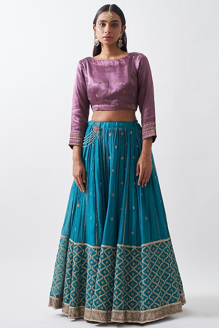 Turquoise Chanderi Mul Lehenga Set by Rhua