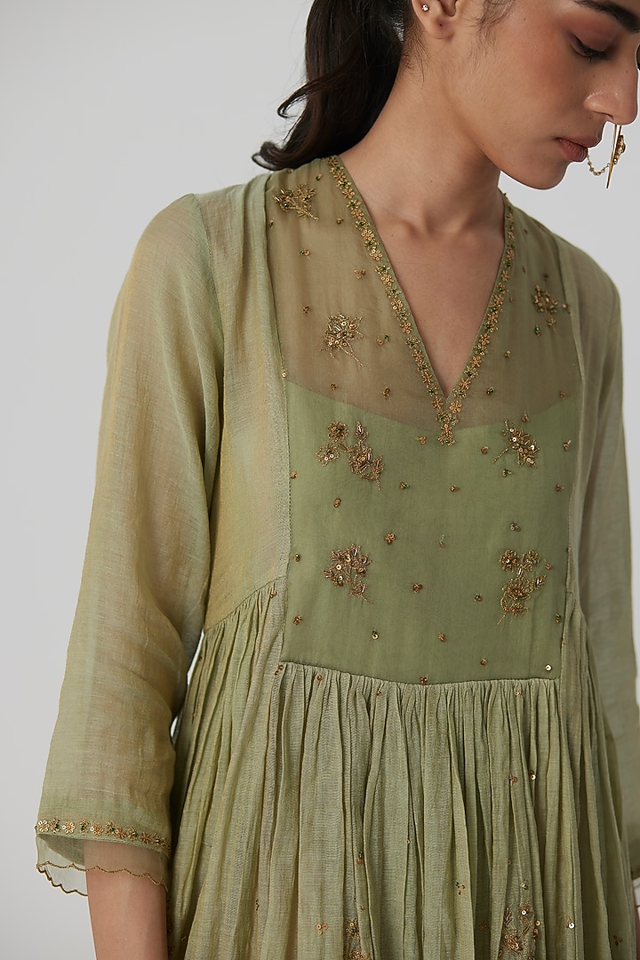 Pastel Green Tissue Chanderi Aari & Zardosi Embroidered Gathered Kurta Set by Rhua at Pernia's Pop Up Shop