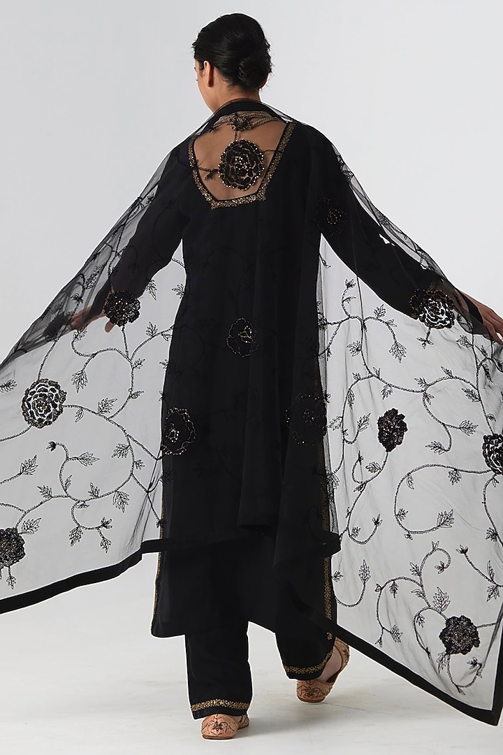 Black Pure Silk Aari & Zardosi Hand Embroidered Kurta Set by Rhua at Pernia's Pop Up Shop