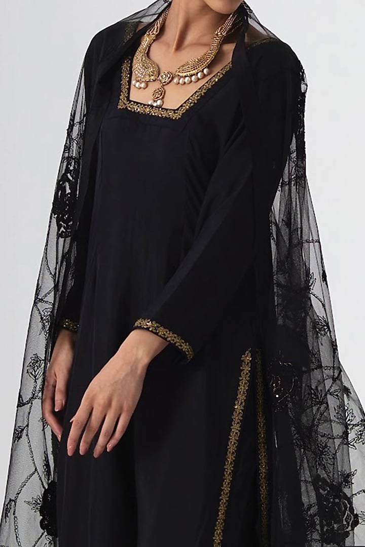 Black Pure Silk Aari & Zardosi Hand Embroidered Kurta Set by Rhua at Pernia's Pop Up Shop