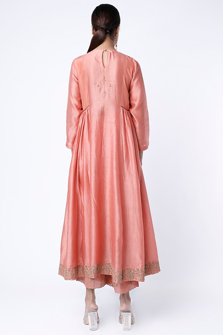 Carrot Peach Embroidered Kurta Set by Rhua at Pernia's Pop Up Shop