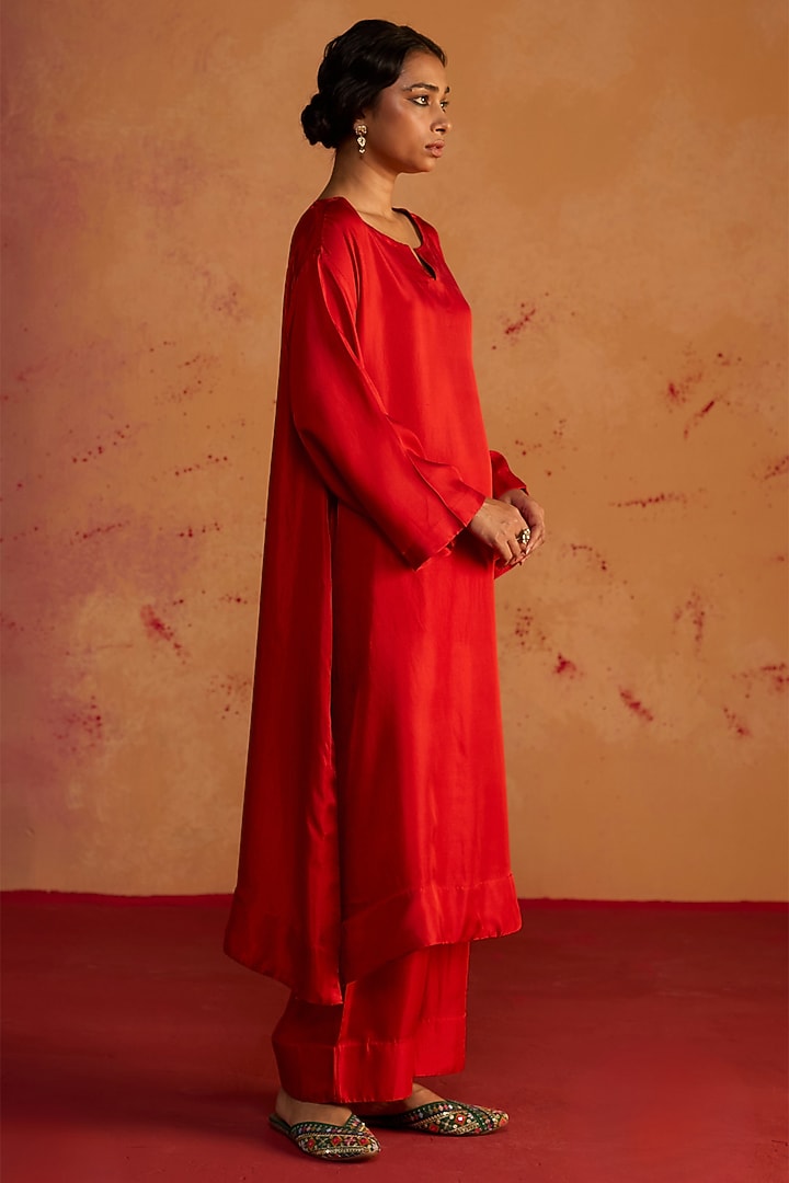 Red Pure Silk Zardosi Embroidered Kurta Set by Rhua at Pernia's Pop Up Shop