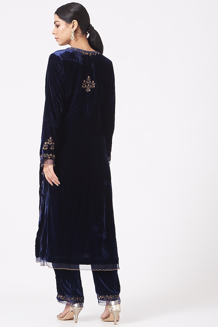 Dark Navy Blue Embroidered Kurta Set by Rhua at Pernia's Pop Up Shop