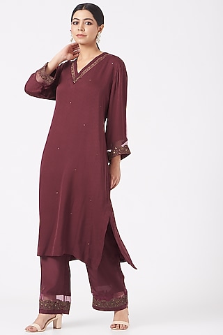 Maroon Kurta With Zardosi Work by Rhua