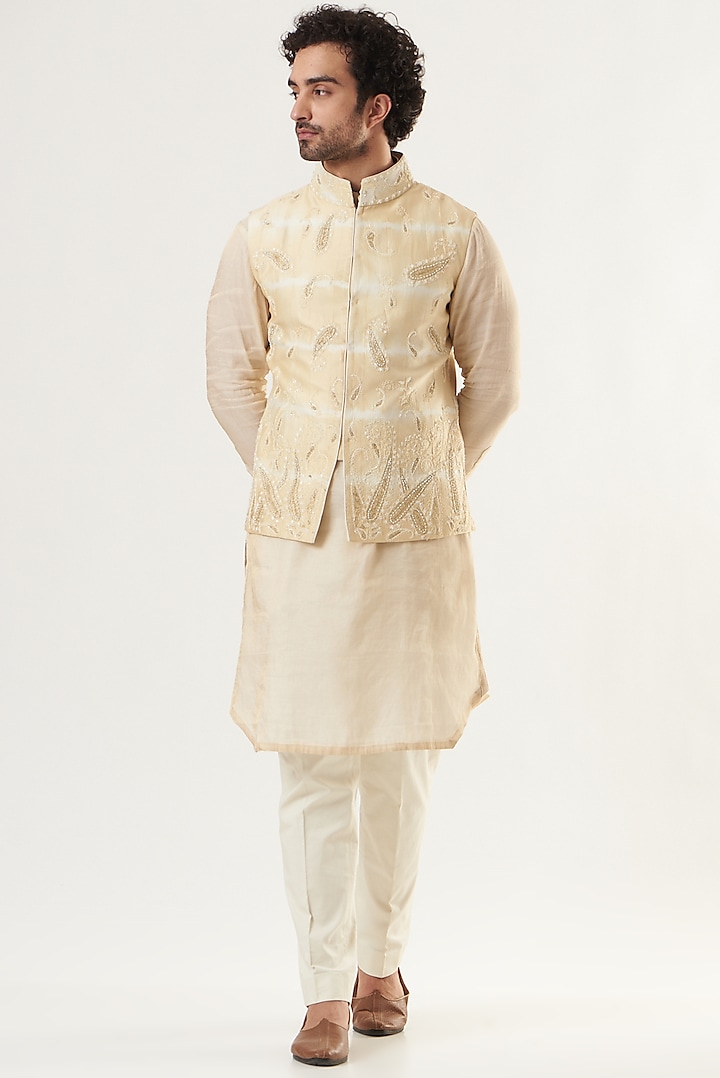 Beige Embellished Bundi Jacket by Ritu & Abhishek