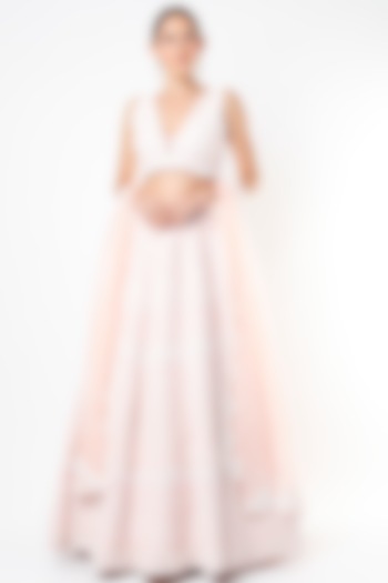 Blush Pink Embroidered Bridal Lehenga Set by Rianta's at Pernia's Pop Up Shop