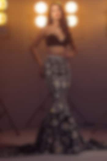 Black Metallic Organza Sequins Hand Embroidered Bridal lehenga for 22 Lehenga Set by Rianta's at Pernia's Pop Up Shop