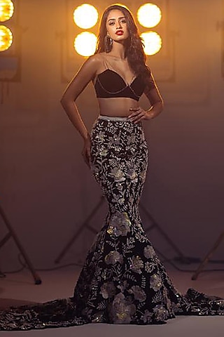 Black Metallic Organza Sequins Hand Embroidered Lehenga Set by Rianta's