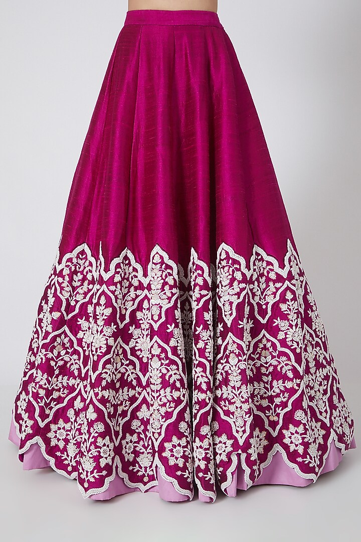 Plum & Pink Embroidered Wedding Lehenga Set by Rianta's at Pernia's Pop Up Shop