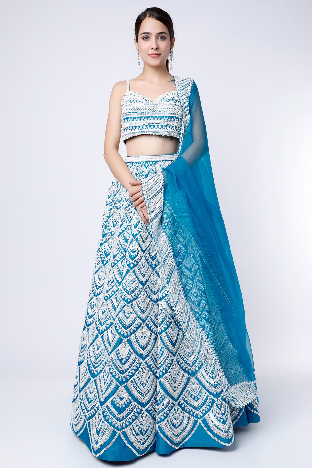 Rianta's lehenga deals