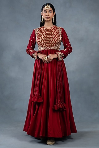 Red Chanderi Silk Zardosi Embroidered Anarkali Set by RICHA AHLUWALIA