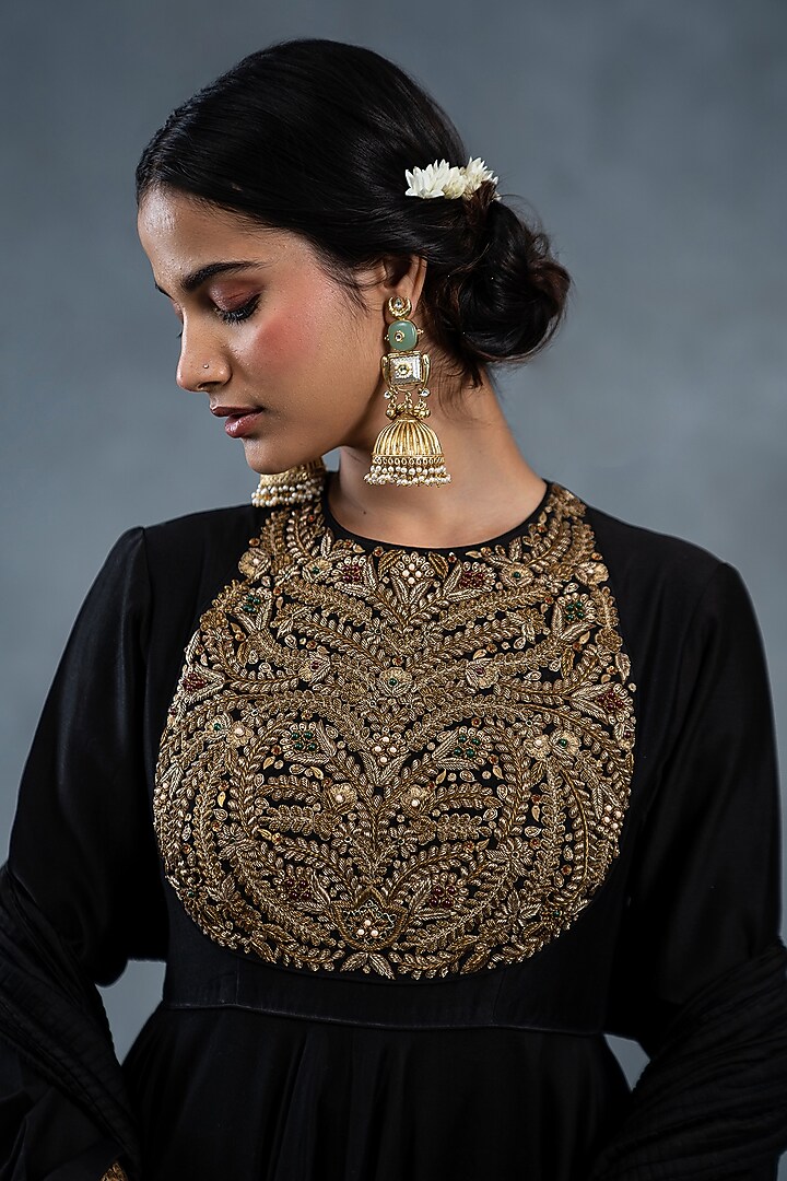 Black Chanderi Silk Zardosi Embroidered Wedding Anarkali Set by RICHA AHLUWALIA at Pernia's Pop Up Shop