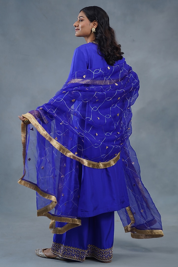 Electric Blue Habutai Silk Hand Embroidered Kurta Set by RICHA AHLUWALIA at Pernia's Pop Up Shop