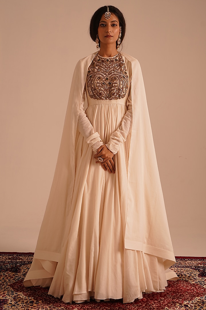 Ivory Chanderi Silk Zardosi Embroidered Anarkali Set by RICHA AHLUWALIA at Pernia's Pop Up Shop