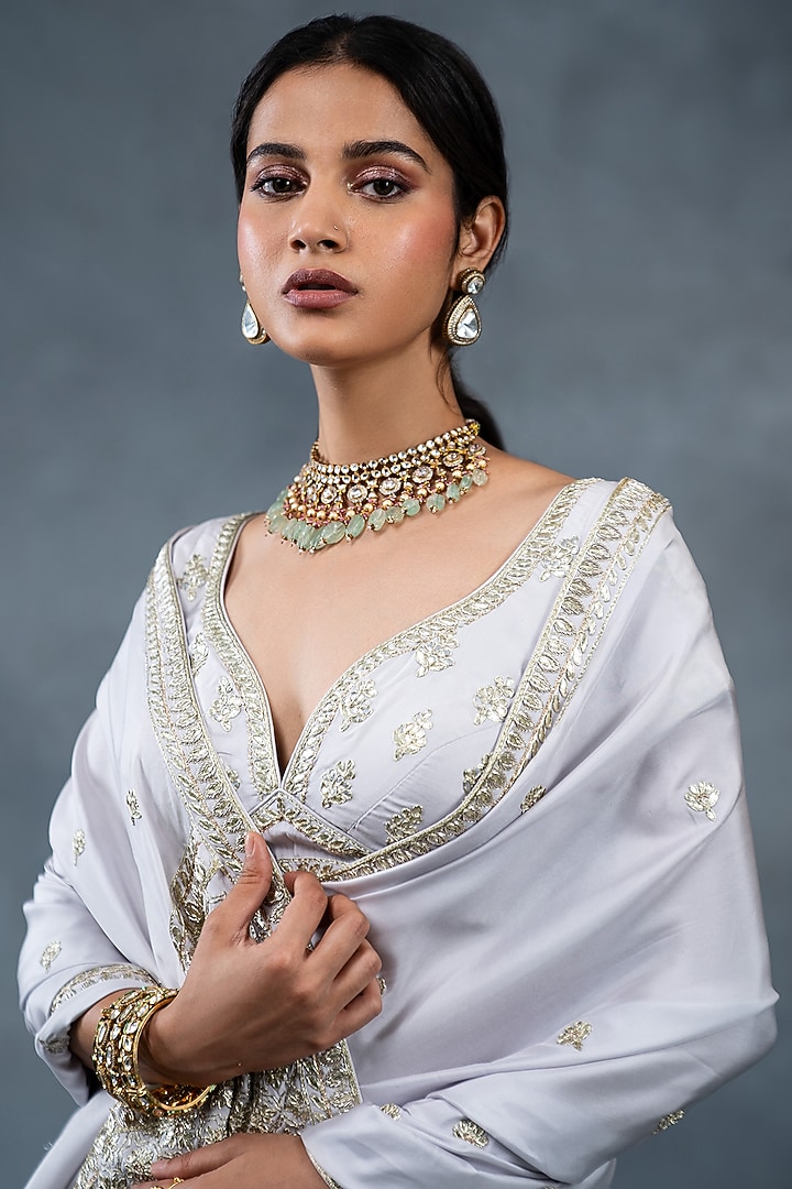 Light Grey Habutai Silk Hand & Machine Embroidered Wedding Saree Set by RICHA AHLUWALIA at Pernia's Pop Up Shop